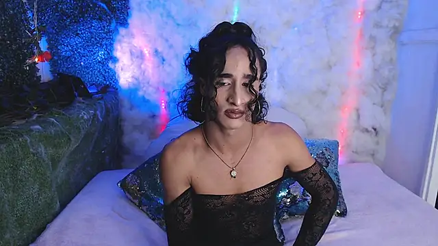 Snapshot of KatalinaForz chatting on 02.24.26 KatalinaForz online show from 02.24.26