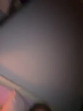 Snapshot of Suluhatunn chatting on 02.22.26 Suluhatunn online show from 02.22.26