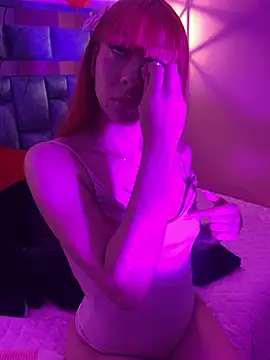 Snapshot of Elaaa_pink21 chatting on 02.25.26 Elaaa pink21 online show from 02.25.26