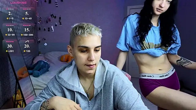 LuxuryLoverss online show from 05.04.26