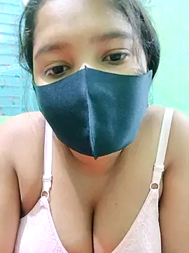 Snapshot of Turshaio chatting on 02.28.26 Turshaio online show from 02.28.26