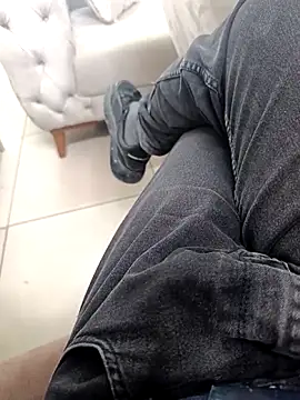 Snapshot of KADINDELISI34 chatting on 02.27.26 KADINDELISI34 online show from 02.27.26