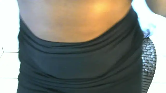 Snapshot of negraiza chatting on 04.15.26 negraiza online show from 04.15.26