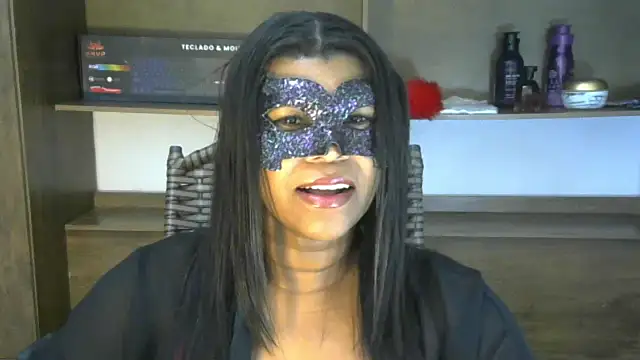 Snapshot of negraiza chatting on 05.17.26 negraiza online show from 05.17.26