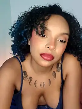 Snapshot of nessa_wine chatting on 02.26.26 nessa wine online show from 02.26.26