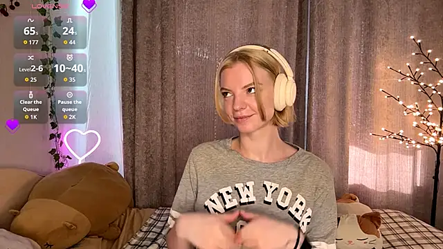 Snapshot of Marry_Sornatiko chatting on 05.23.26 Marry Sornatiko online show from 05.23.26