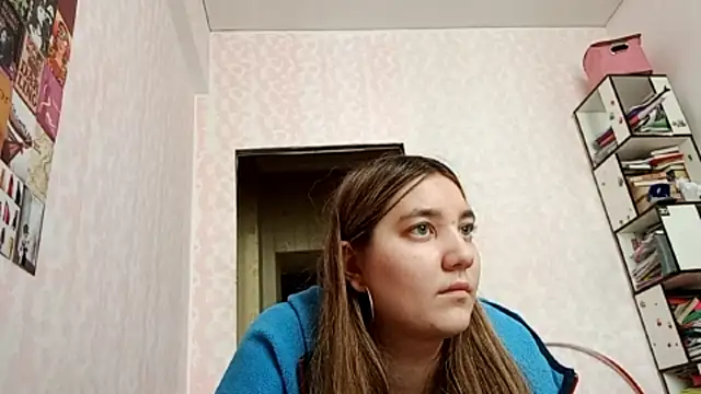 Snapshot of JanineThielman chatting on 05.12.26 JanineThielman online show from 05.12.26