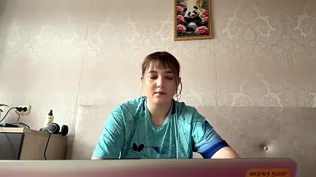 Snapshot of JanineThielman chatting on 05.31.26 JanineThielman online show from 05.31.26