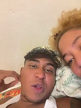 Snapshot of Drakel19 chatting on 04.16.26 Drakel19 online show from 04.16.26