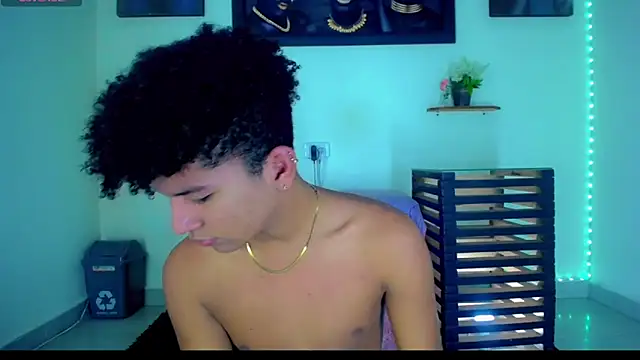 Snapshot of Sebastian_-D chatting on 03.13.26 Sebastian -D online show from 03.13.26