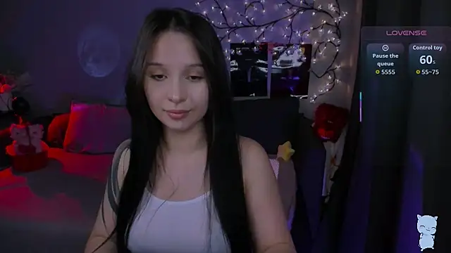 Snapshot of SoftyMooon chatting on 03.30.26 SoftyMooon online show from 03.30.26