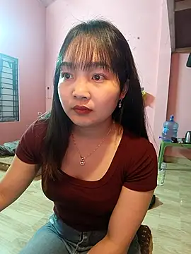 Myna5790 online show from 03.26.26