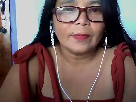 Snapshot of Flowerblossom123 chatting on 05.08.26 Flowerblossom123 online show from 05.08.26