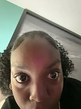 Snapshot of Prettychocolatee chatting on 02.23.26 Prettychocolatee online show from 02.23.26