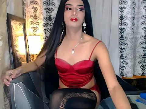 Snapshot of Queeny_Cassandra chatting on 07.24.26 Queeny Cassandra online show from 07.24.26