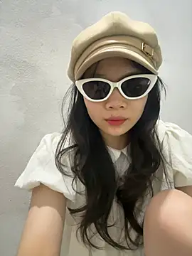 Nancyk6 online show from 04.12.26