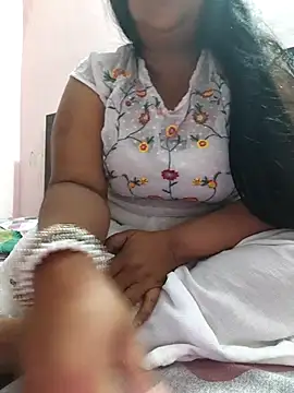 Snapshot of Moonae chatting on 03.02.26 Moonae online show from 03.02.26