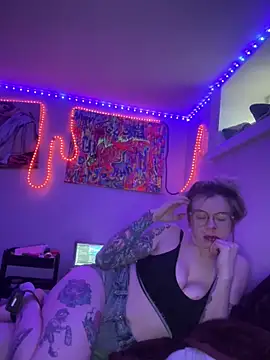 LaurenRae x online show from 03.11.26