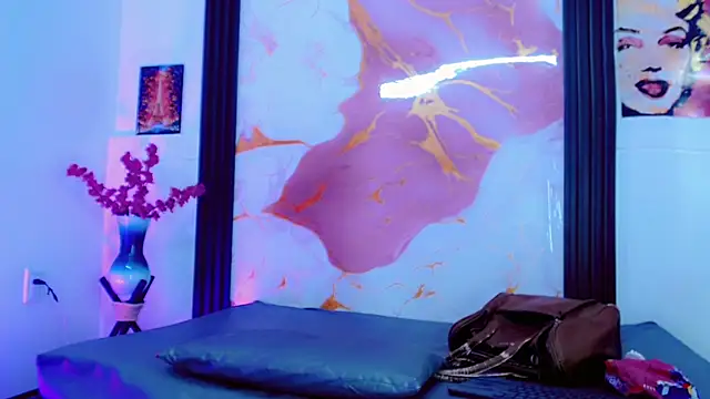 Valeria Linares online show from 04.10.26