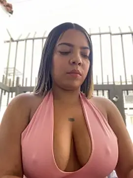 AdaPink  online show from 04.18.26