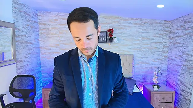 Snapshot of Adams_Sanz chatting on 05.21.26 Adams Sanz online show from 05.21.26