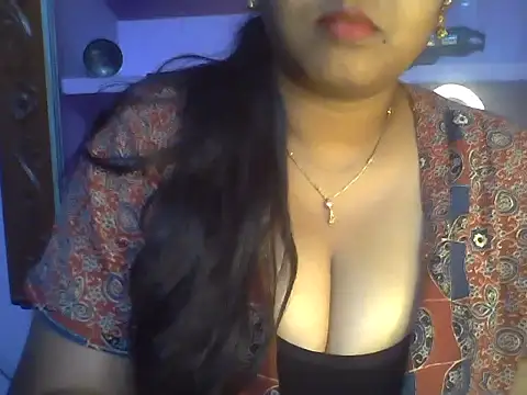 Snapshot of Tamil_Kuttyma chatting on 07.18.26 Tamil Kuttyma online show from 07.18.26