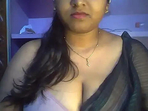 Snapshot of Tamil_Kuttyma chatting on 07.31.26 Tamil Kuttyma online show from 07.31.26