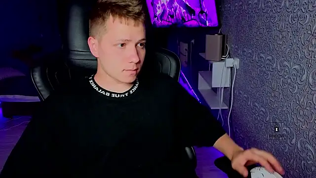 Karl Night  online show from 05.17.26