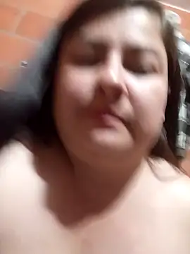 Snapshot of Bella_diamond01 chatting on 02.26.26 Bella diamond01 online show from 02.26.26