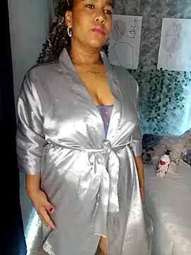 medusafox  online show from 04.02.26