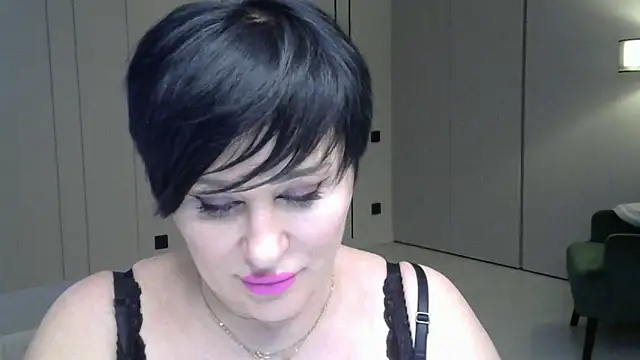 Kleotempt online show from 04.14.26