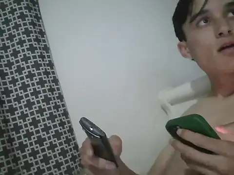 Snapshot of harfuch chatting on 02.28.26 harfuch online show from 02.28.26