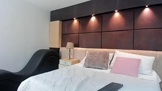 Snapshot of NatashaSanchez chatting on 02.28.26 NatashaSanchez online show from 02.28.26