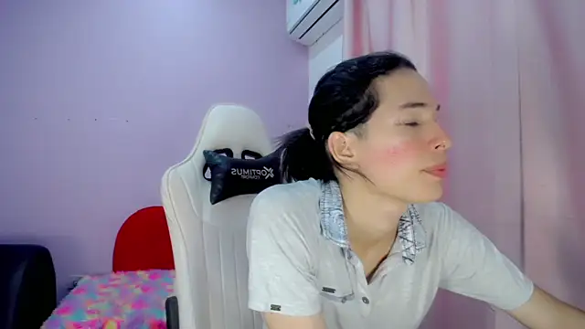 Snapshot of Larry_craft chatting on 03.03.26 Larry craft online show from 03.03.26