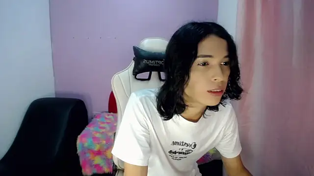 Snapshot of Larry_craft chatting on 03.22.26 Larry craft online show from 03.22.26