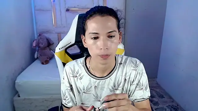 Snapshot of Larry_craft chatting on 04.07.26 Larry craft online show from 04.07.26