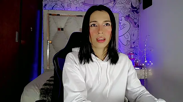 Snapshot of Larry_craft chatting on 04.15.26 Larry craft online show from 04.15.26