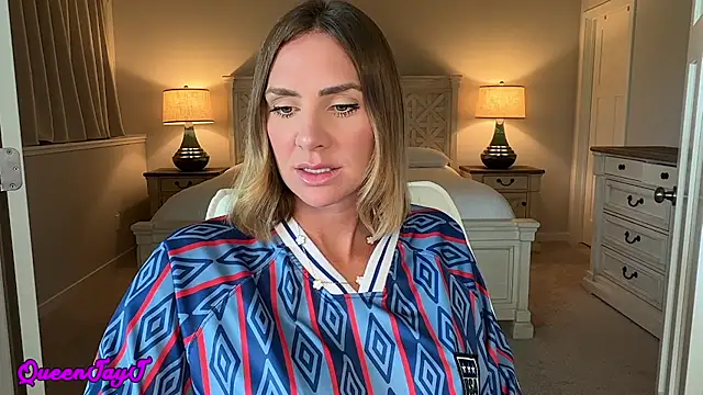 Queenjayj online show from 07.06.26