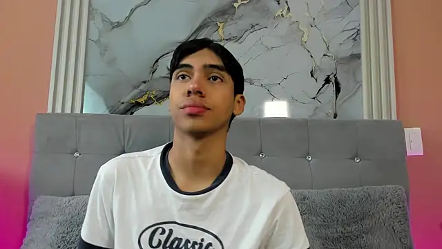 Snapshot of Eros_Lux chatting on 04.24.26 Eros Lux online show from 04.24.26