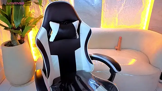 Snapshot of ashelyy_tp chatting on 02.26.26 ashelyy tp online show from 02.26.26