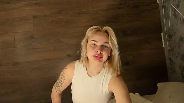 AmmyLuu online show from 06.09.26