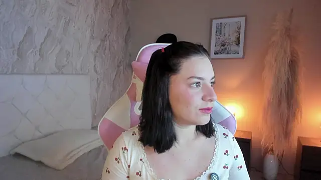 Snapshot of Dollhell chatting on 02.25.26 Dollhell online show from 02.25.26