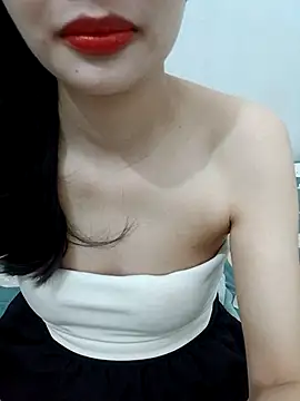 Snapshot of AmberBelle_007 chatting on 04.11.26 AmberBelle 007 online show from 04.11.26