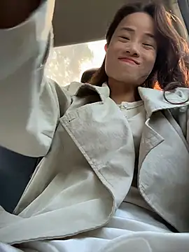 Snapshot of Mia-lp chatting on 04.09.26 Mia-lp online show from 04.09.26