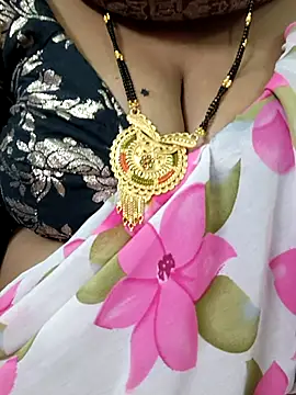 Snapshot of Sofiaa_09 chatting on 03.01.26 Sofiaa 09 online show from 03.01.26