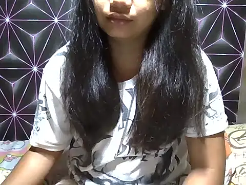 Snapshot of Flowerbebe chatting on 03.17.26 Flowerbebe online show from 03.17.26