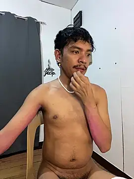 Snapshot of asian_darlingcummersxXx chatting on 06.28.26 asian darlingcummersxXx online show from 06.28.26