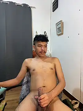 Snapshot of asian_darlingcummersxXx chatting on 07.06.26 asian darlingcummersxXx online show from 07.06.26