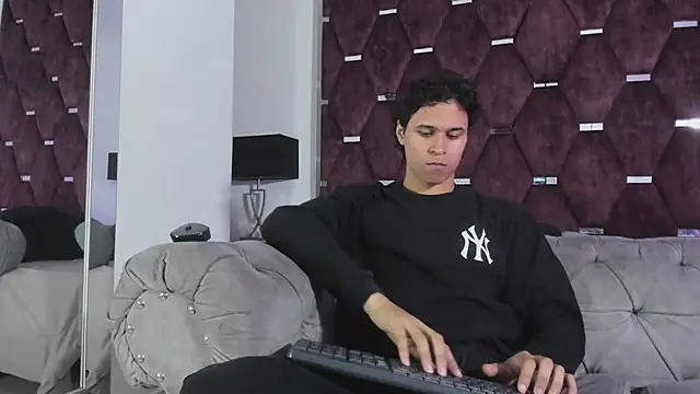 TonyBenedetti online show from 07.09.26