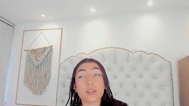 Sara funy online show from 04.09.26